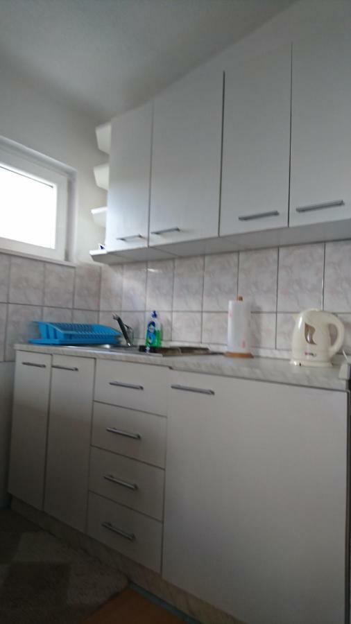 Apartmani Kocka Primosten Exterior photo