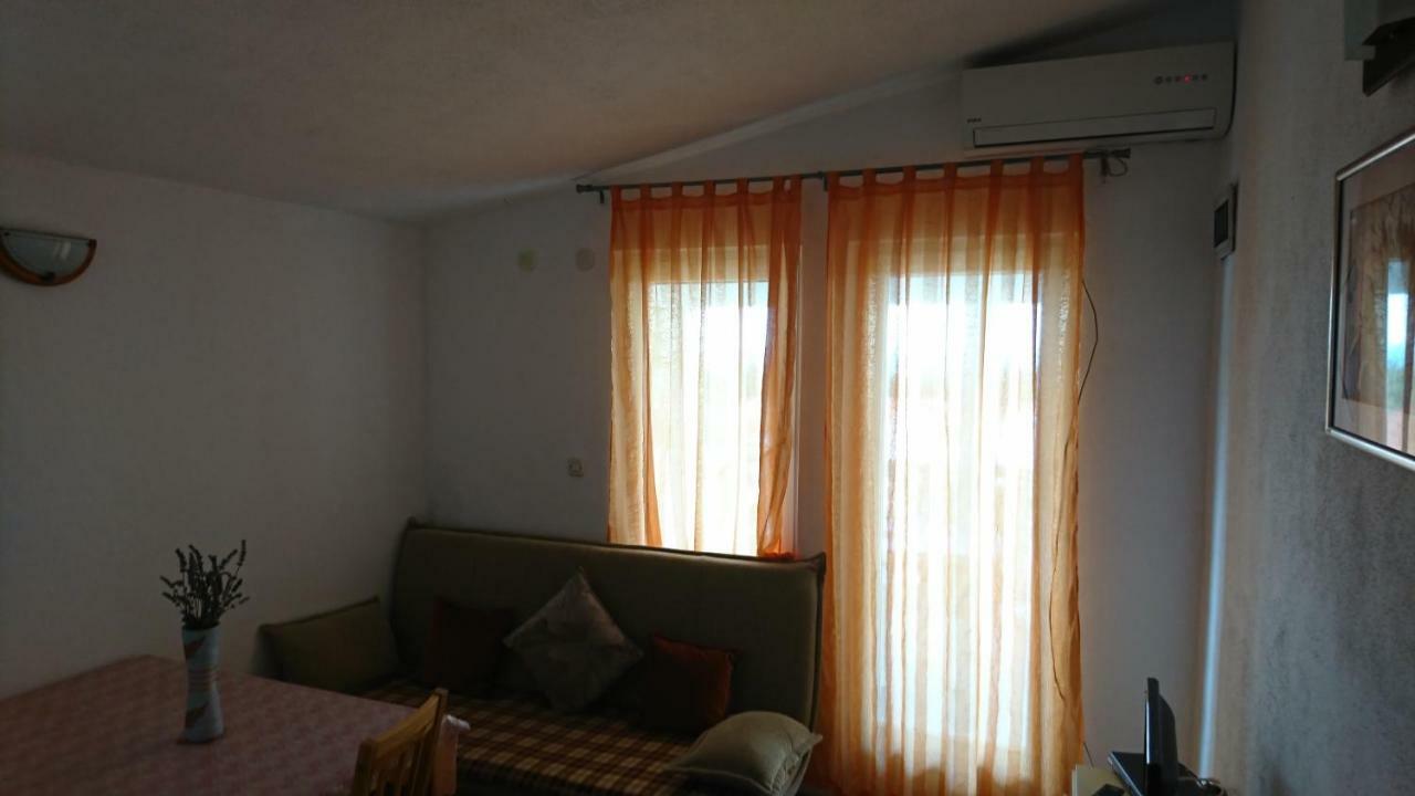 Apartmani Kocka Primosten Exterior photo