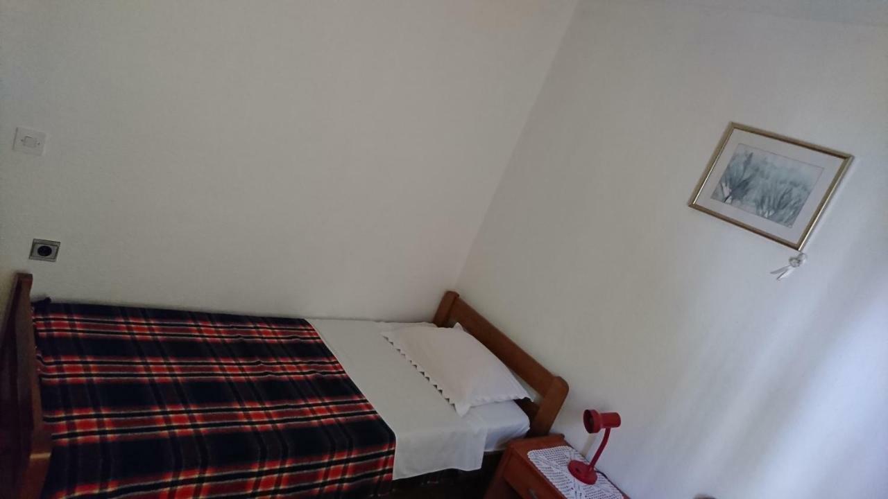 Apartmani Kocka Primosten Exterior photo